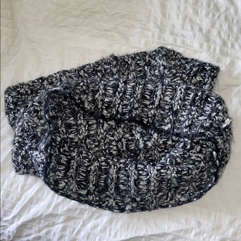 Tube scarf